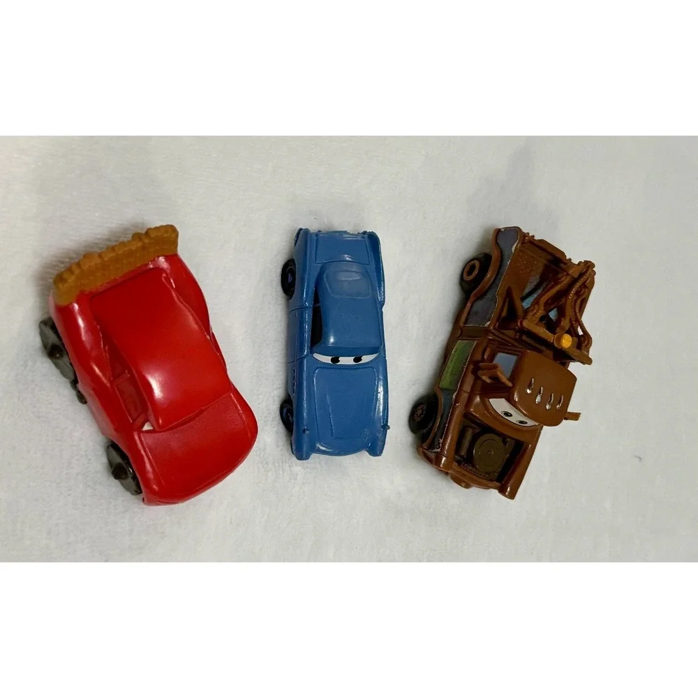 Cars Lightning Mcqueen Fin McMissile Towmater set of 3